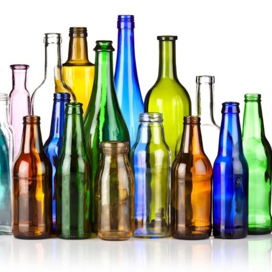Druk na butelkach i pojemnikach szklanych