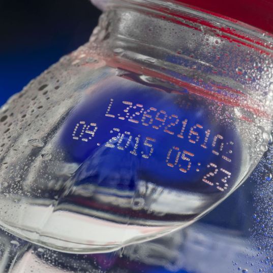 Druk na butelkach PET....